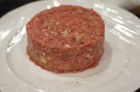 Sealed, stuffed burger patty