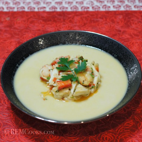 Luscious Creamy Corn Soup with Crab