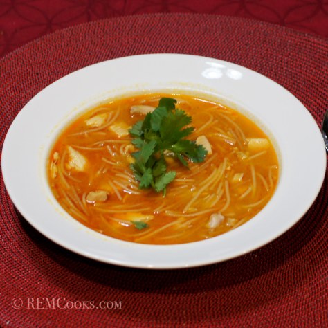Fideo Soup with Chicken (Sopa de Fideo con Pollo)